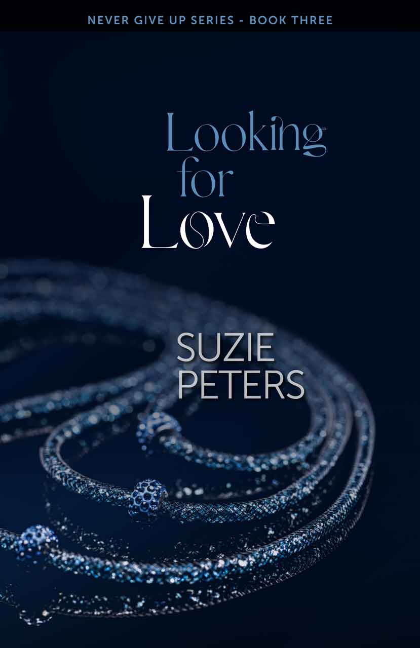 Looking for Love by Suzie Peters front cover.